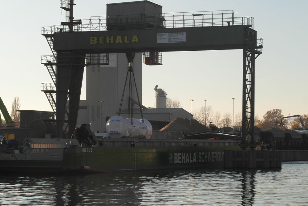 URSUS-bing-vos-kaiser-2-mare